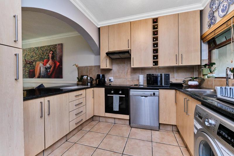 To Let 2 Bedroom Property for Rent in Morningside Gauteng