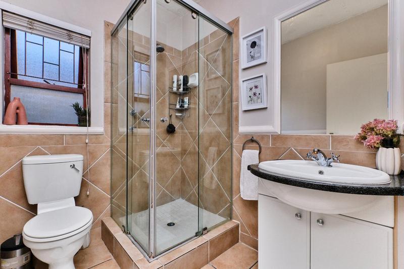 To Let 2 Bedroom Property for Rent in Morningside Gauteng