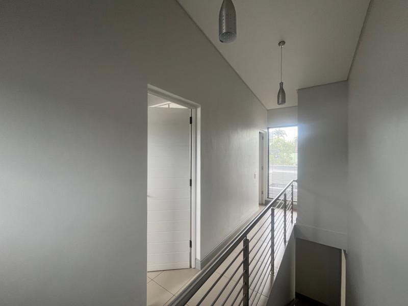 4 Bedroom Property for Sale in Waterkloof Ridge Gauteng