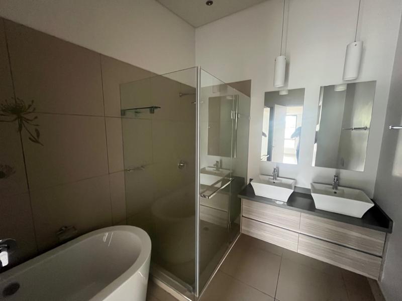 4 Bedroom Property for Sale in Waterkloof Ridge Gauteng