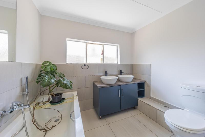 3 Bedroom Property for Sale in Blairgowrie Gauteng