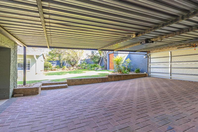 3 Bedroom Property for Sale in Blairgowrie Gauteng