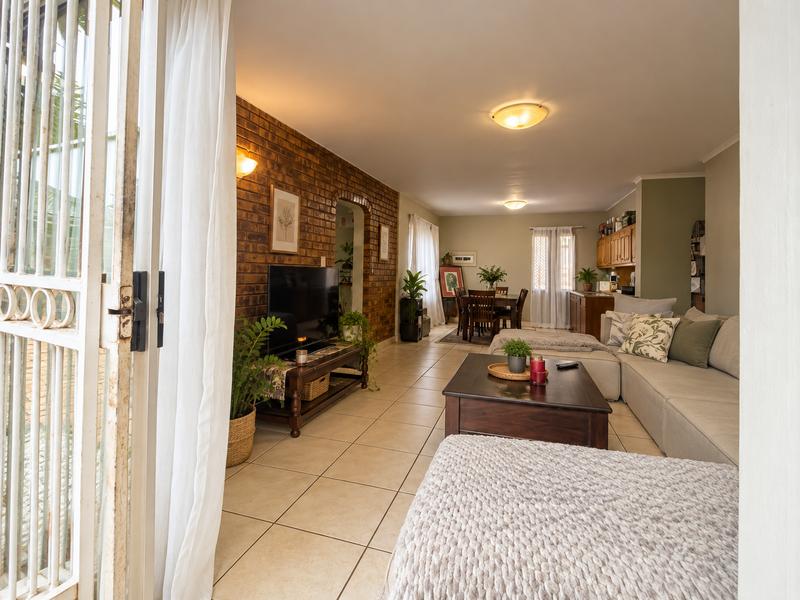 To Let 4 Bedroom Property for Rent in Moreleta Park Gauteng