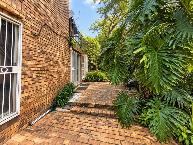To Let 4 Bedroom Property for Rent in Moreleta Park Gauteng