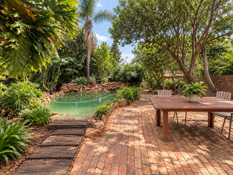 To Let 4 Bedroom Property for Rent in Moreleta Park Gauteng