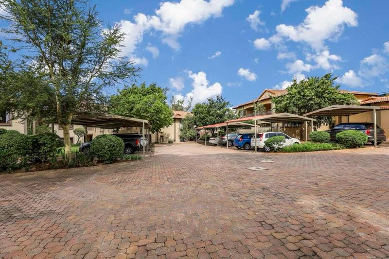 2 Bedroom Property for Sale in Bryanston Gauteng