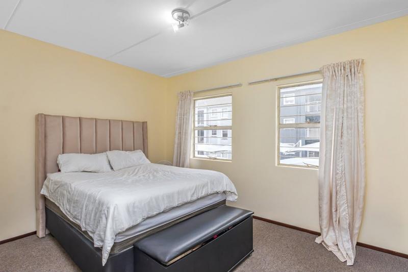 1 Bedroom Property for Sale in Ferndale Gauteng