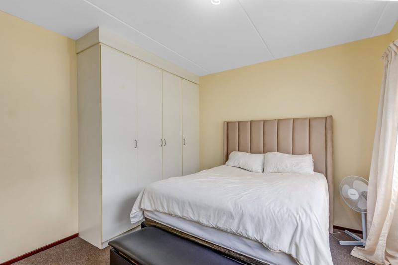 1 Bedroom Property for Sale in Ferndale Gauteng