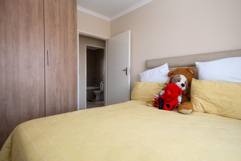 2 Bedroom Property for Sale in Monavoni Gauteng