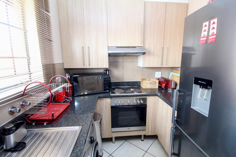 2 Bedroom Property for Sale in Monavoni Gauteng