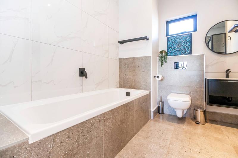 To Let 1 Bedroom Property for Rent in Hyde Park Gauteng