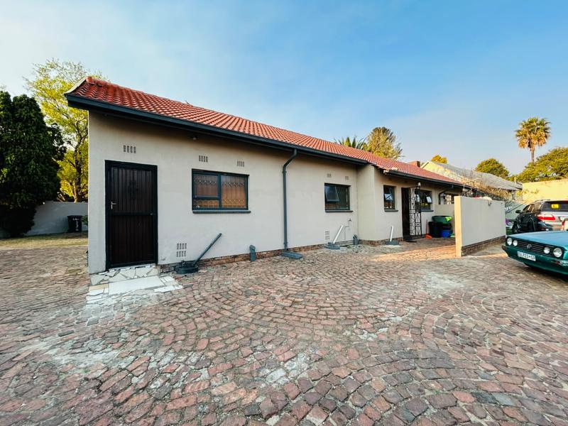 7 Bedroom Property for Sale in Kempton Park Gauteng
