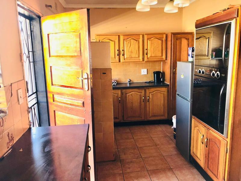 7 Bedroom Property for Sale in Kempton Park Gauteng