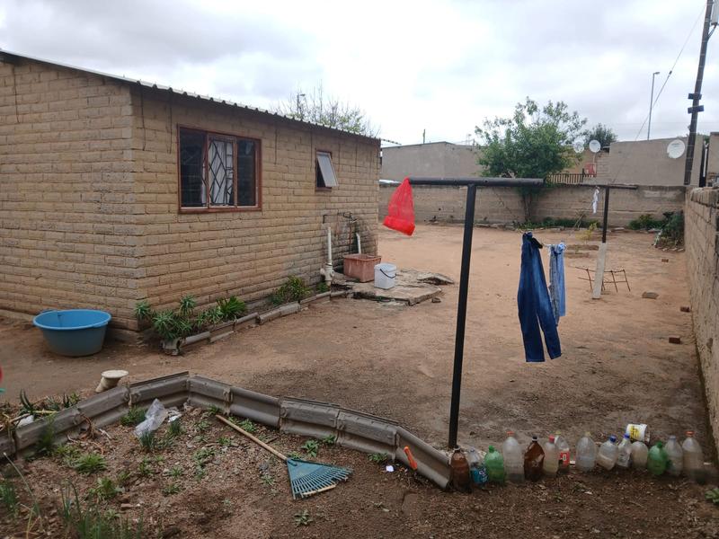 2 Bedroom Property for Sale in Olievenhoutbosch Gauteng