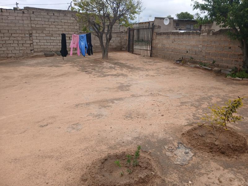 2 Bedroom Property for Sale in Olievenhoutbosch Gauteng