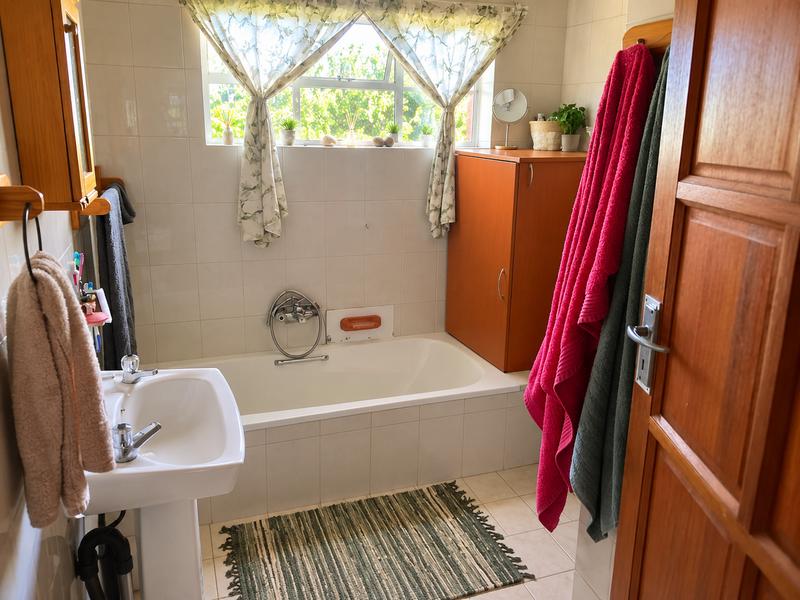 5 Bedroom Property for Sale in Vasfontein Gauteng
