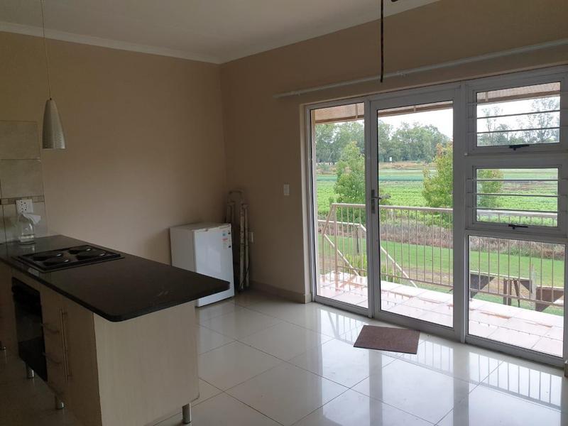 10 Bedroom Property for Sale in Honingneskrans Ah Gauteng