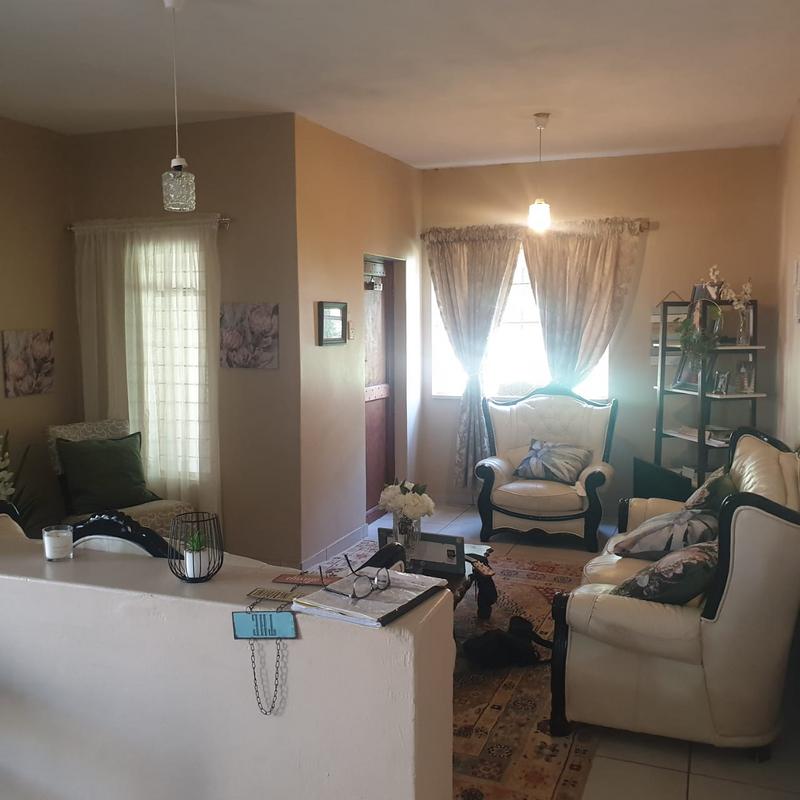10 Bedroom Property for Sale in Honingneskrans Ah Gauteng