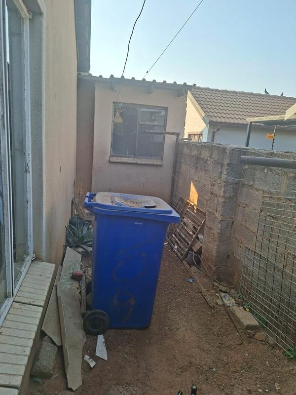 2 Bedroom Property for Sale in Mahube Valley Gauteng
