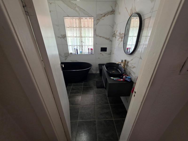 4 Bedroom Property for Sale in Pretoria Gardens Gauteng