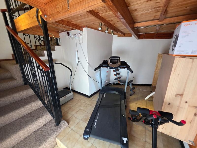 4 Bedroom Property for Sale in Pretoria Gardens Gauteng
