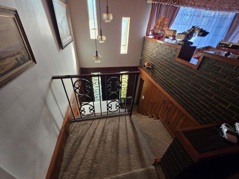 4 Bedroom Property for Sale in Pretoria Gardens Gauteng