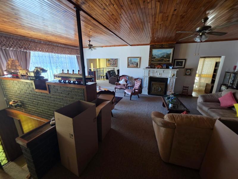 4 Bedroom Property for Sale in Pretoria Gardens Gauteng