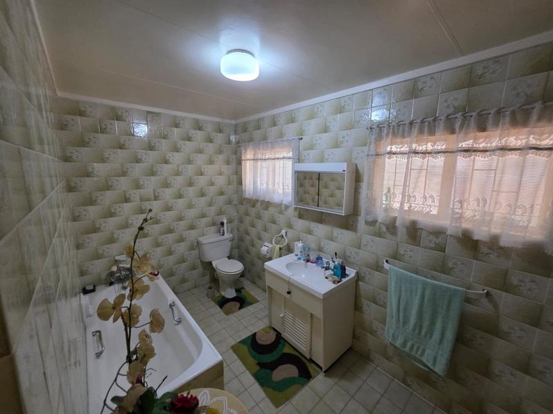4 Bedroom Property for Sale in Pretoria Gardens Gauteng
