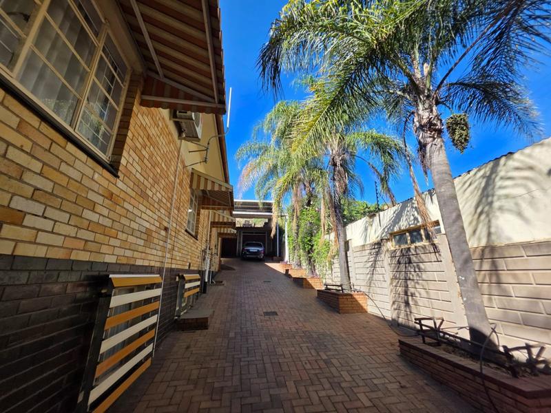 4 Bedroom Property for Sale in Pretoria Gardens Gauteng