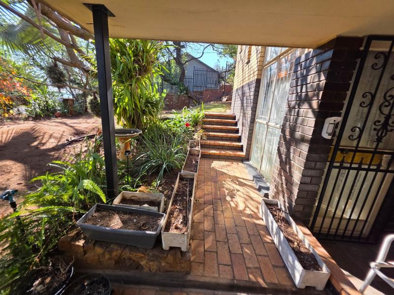 4 Bedroom Property for Sale in Pretoria Gardens Gauteng