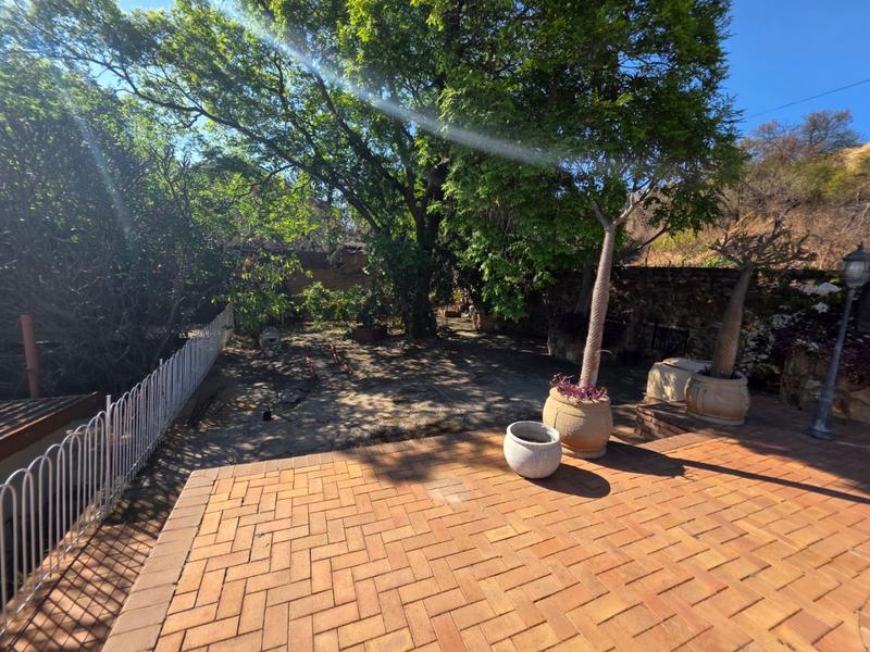 4 Bedroom Property for Sale in Pretoria Gardens Gauteng