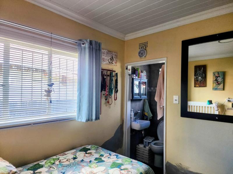 4 Bedroom Property for Sale in Helikonpark Gauteng