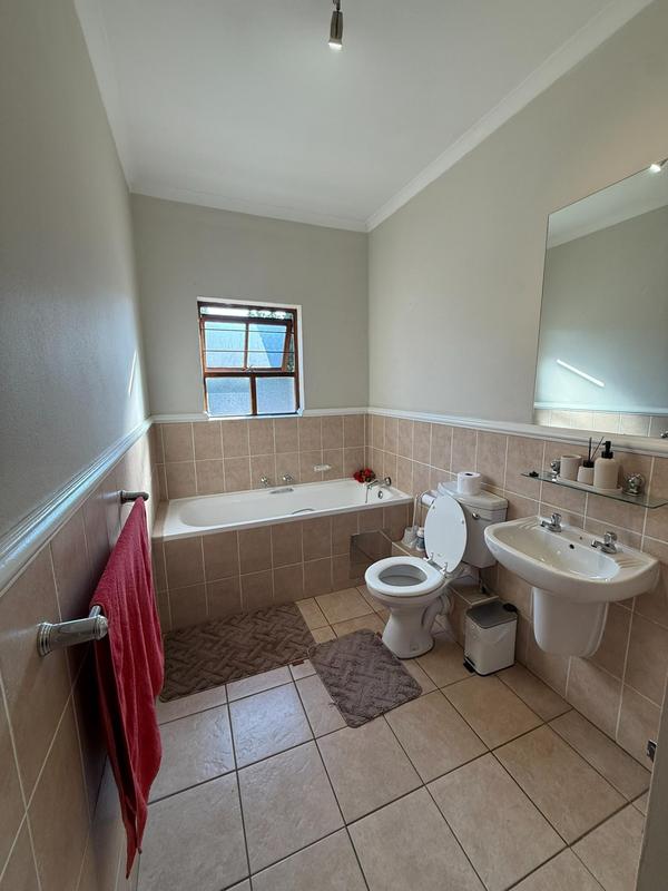 2 Bedroom Property for Sale in Bryanston Gauteng