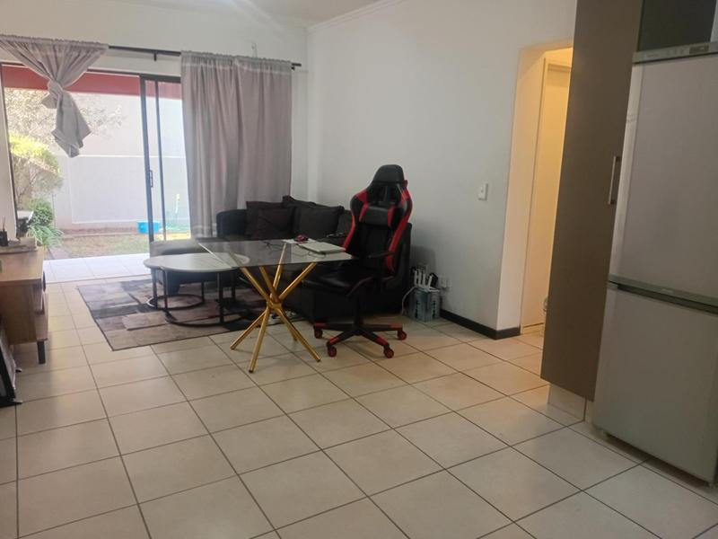 1 Bedroom Property for Sale in Lonehill Gauteng