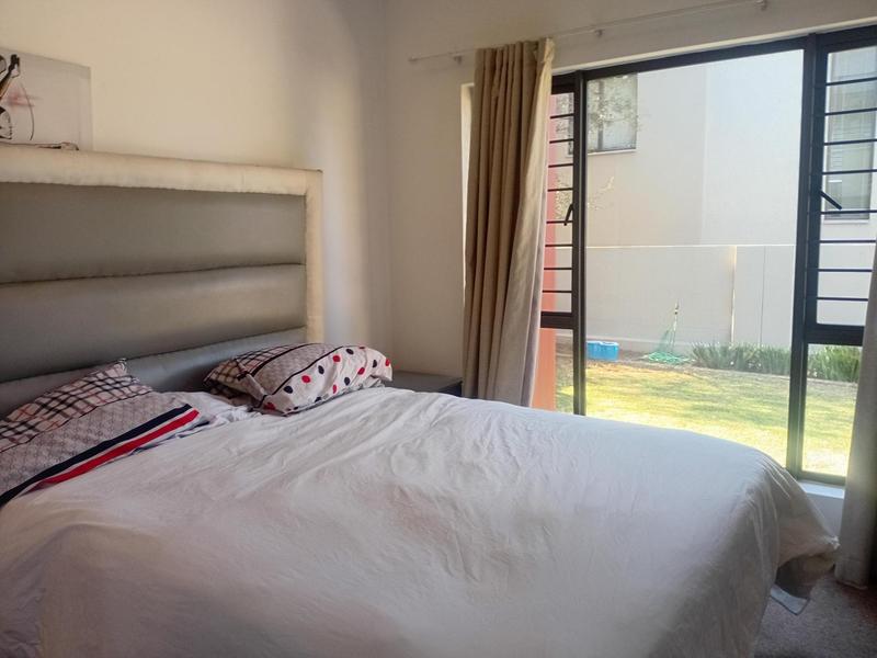 1 Bedroom Property for Sale in Lonehill Gauteng