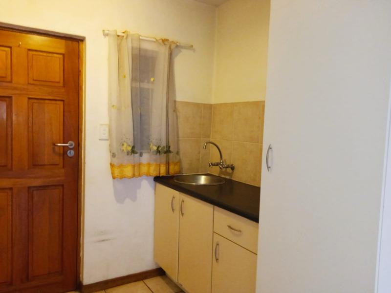 To Let 1 Bedroom Property for Rent in Auckland Park Gauteng