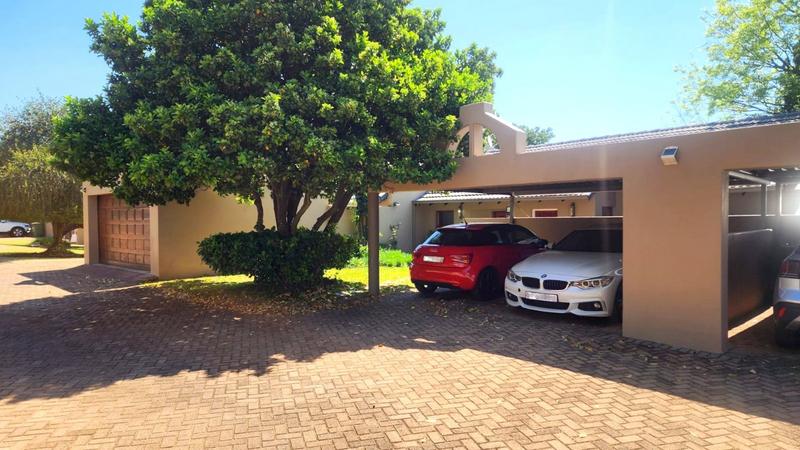 2 Bedroom Property for Sale in Lonehill Gauteng