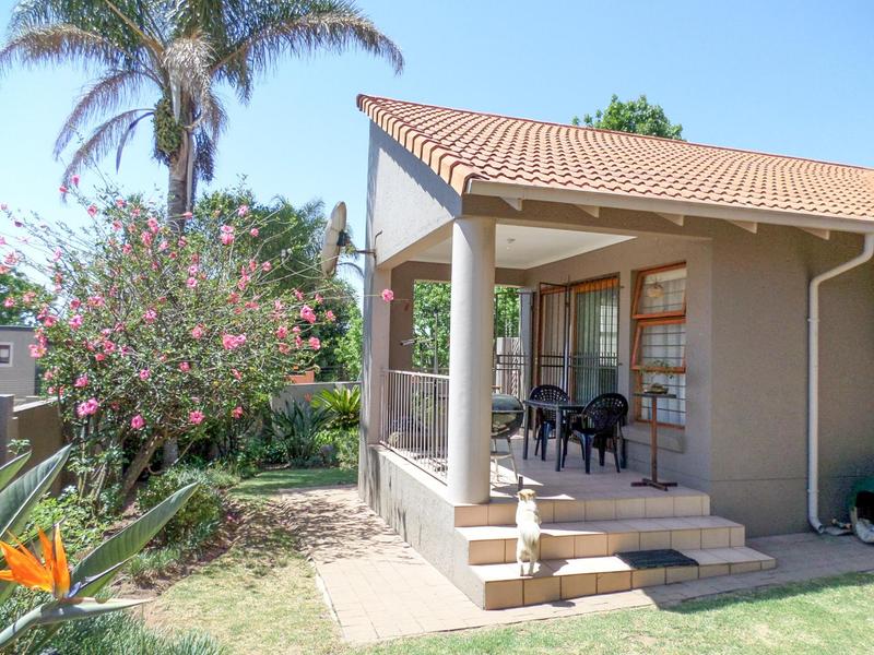 To Let 2 Bedroom Property for Rent in Northwold Gauteng