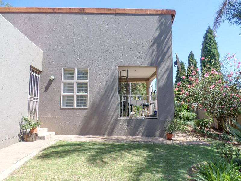 To Let 2 Bedroom Property for Rent in Northwold Gauteng