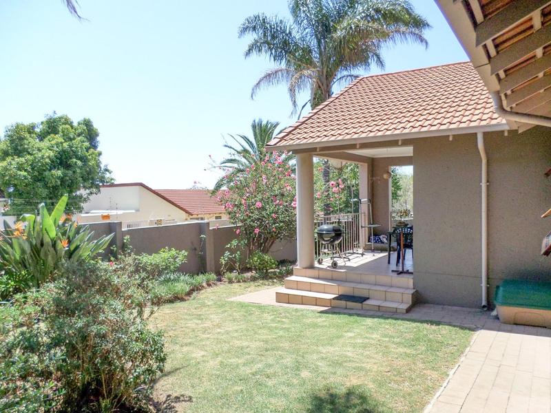 To Let 2 Bedroom Property for Rent in Northwold Gauteng