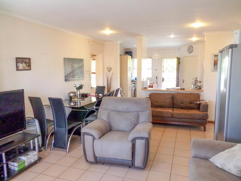 To Let 2 Bedroom Property for Rent in Northwold Gauteng