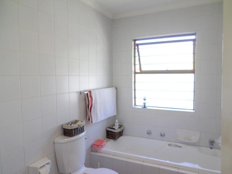 To Let 2 Bedroom Property for Rent in Northwold Gauteng
