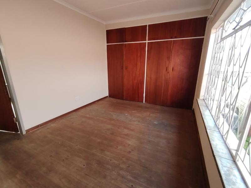 4 Bedroom Property for Sale in Dawnview Gauteng
