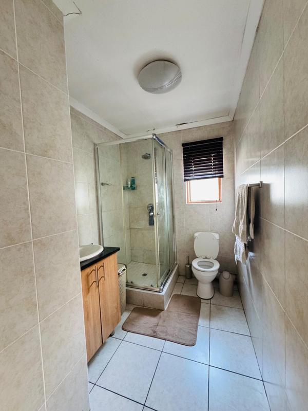 3 Bedroom Property for Sale in Helderwyk Gauteng