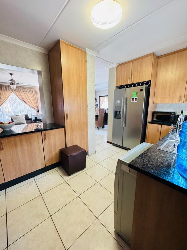 3 Bedroom Property for Sale in Helderwyk Gauteng