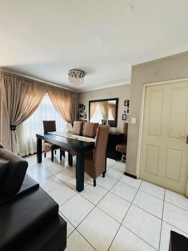 3 Bedroom Property for Sale in Helderwyk Gauteng