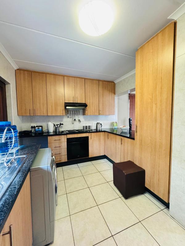 3 Bedroom Property for Sale in Helderwyk Gauteng