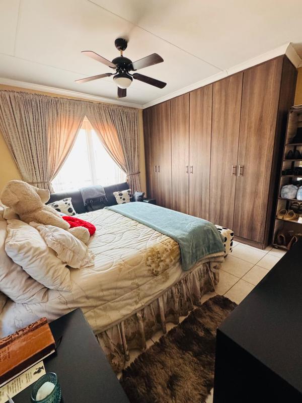 3 Bedroom Property for Sale in Helderwyk Gauteng