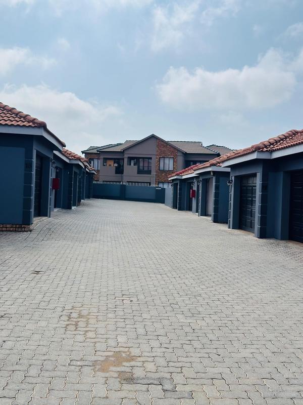 3 Bedroom Property for Sale in Helderwyk Gauteng
