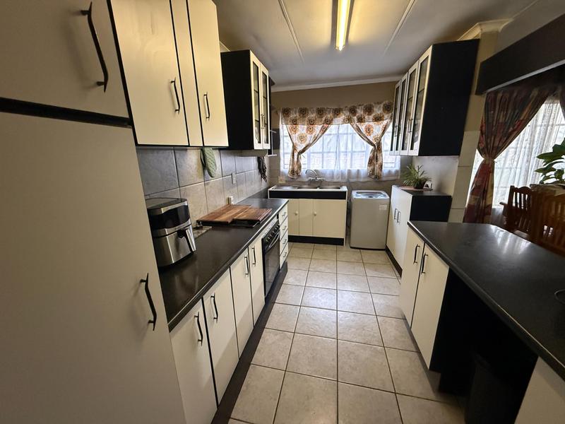 3 Bedroom Property for Sale in The Reeds Gauteng